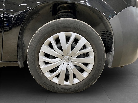 Peugeot Partner 5 of 18