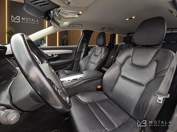 Volvo V90 Cross Country 12 of 14