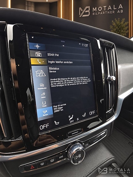 Volvo V90 Cross Country 11 of 14