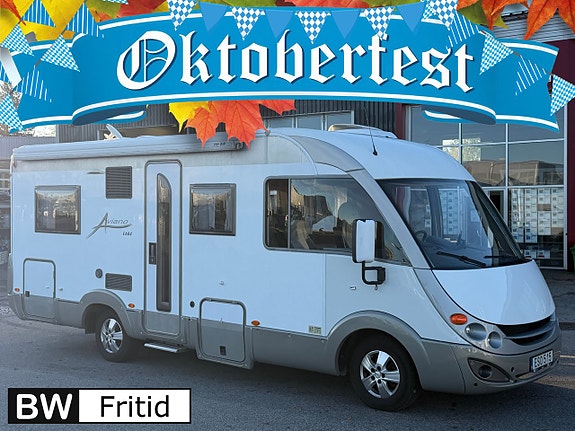 Bürstner Aviano I 684 - Franskbädd - Taksäng - Ugn - Ny klädsel -
