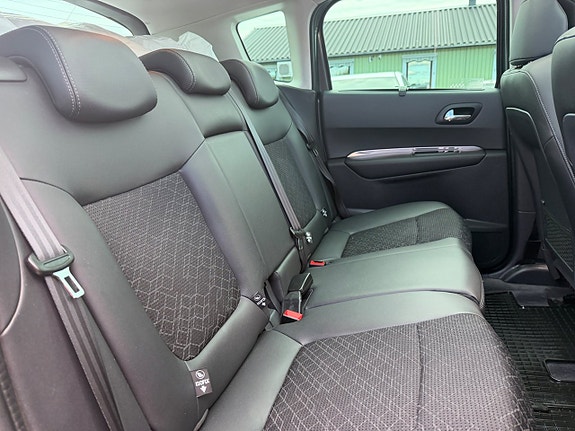 Peugeot 3008 15 of 25