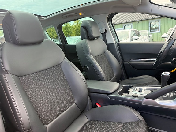 Peugeot 3008 16 of 25