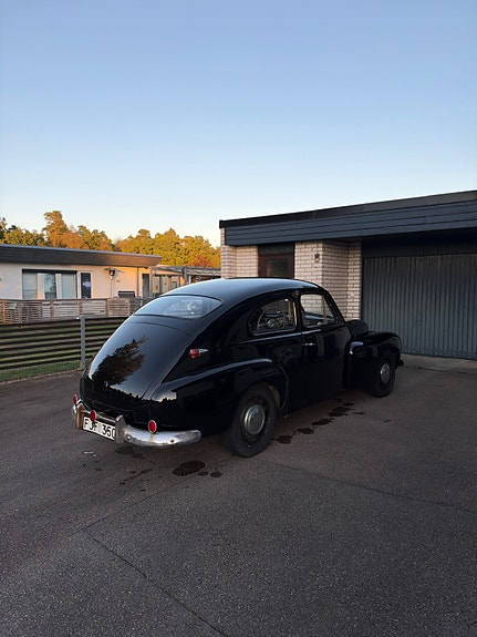 Volvo PV 4 of 6