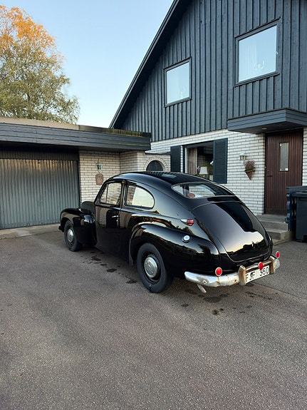 Volvo PV 3 of 6