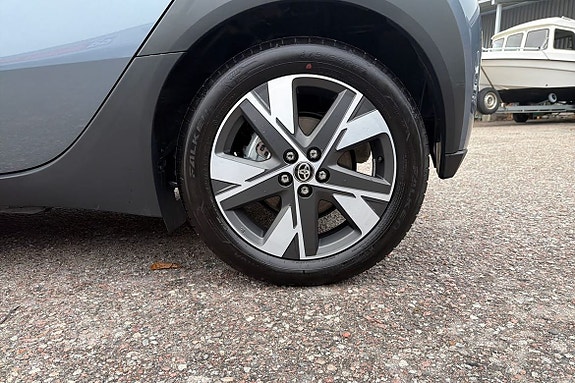 Toyota Aygo X 17 of 21