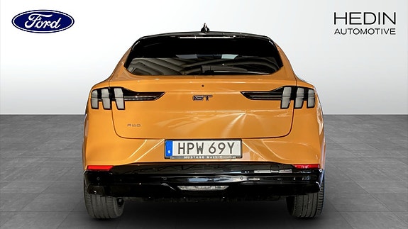 Ford Mustang Mach-E 7 of 13