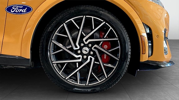 Ford Mustang Mach-E 9 of 13