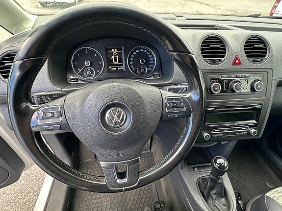 Volkswagen Caddy 7 of 8