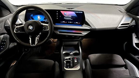 BMW 120 4 of 9