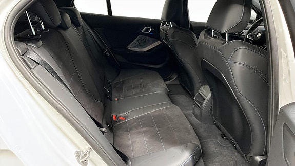BMW 120 5 of 9
