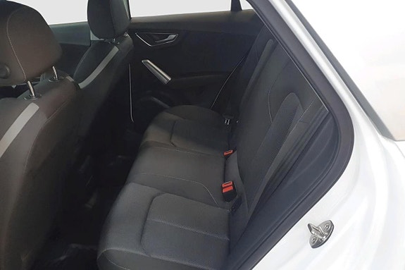 Audi Q2 8 of 11