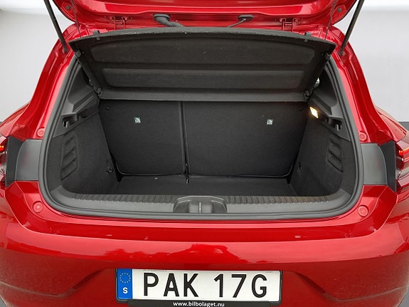 Renault Clio 12 of 12