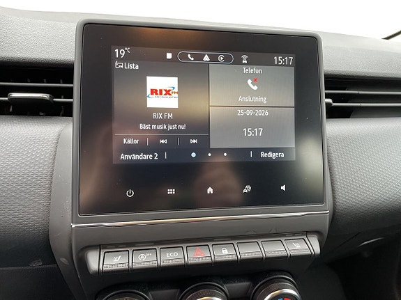 Renault Clio 10 of 12