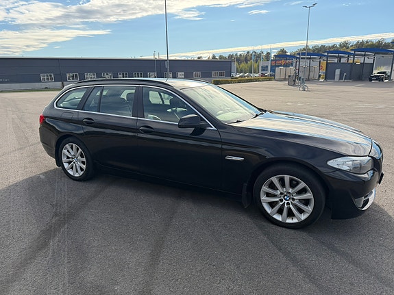 BMW 525d 3 of 9