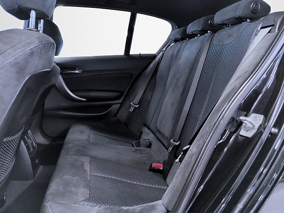 BMW 120d 14 of 16