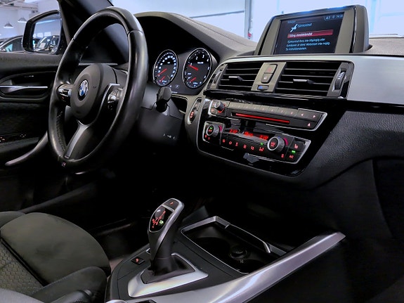 BMW 120d 13 of 16