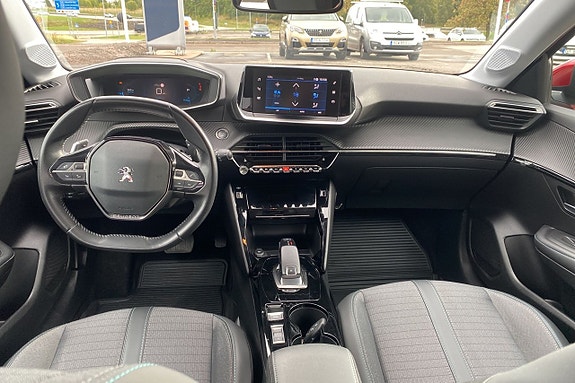Peugeot 208 6 of 8