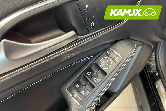 Mercedes-Benz GLA200 16 of 22