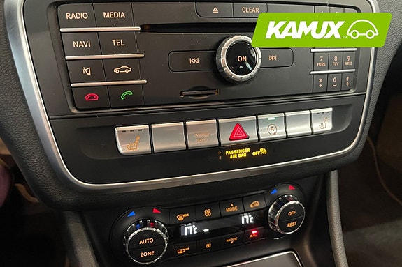 Mercedes-Benz GLA200 18 of 22