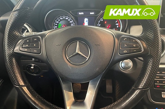 Mercedes-Benz GLA200 10 of 22