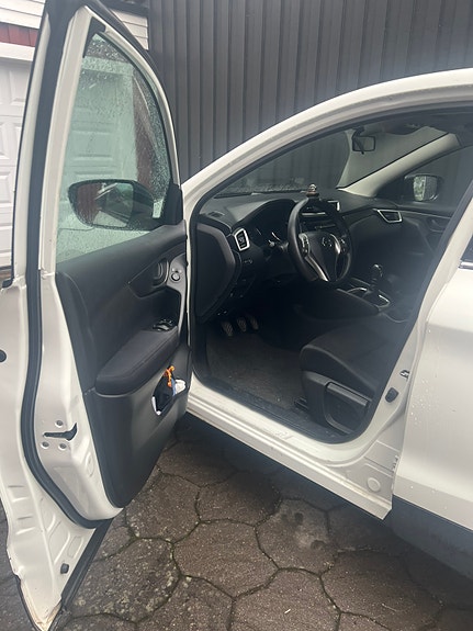 Nissan Qashqai 4 of 4