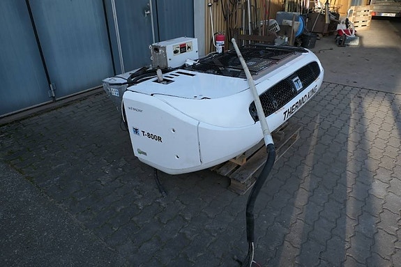Thermo King T800R 2 of 3