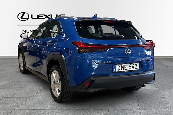 Lexus UX250h 3 of 9