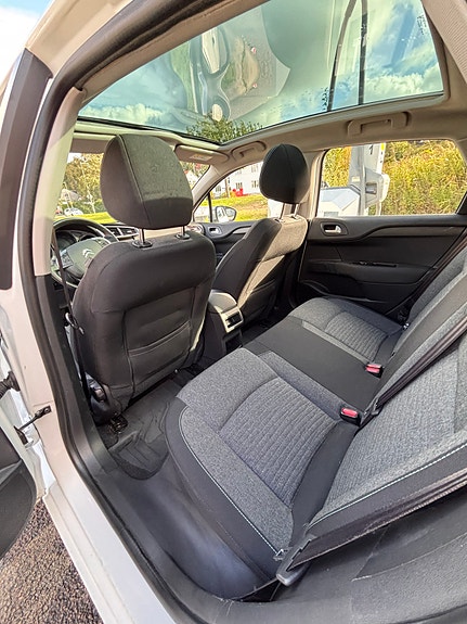 Citroen C4 6 of 8