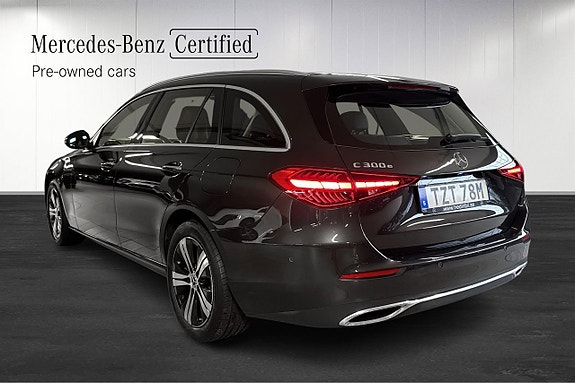 Mercedes-Benz C300 e 3 of 16