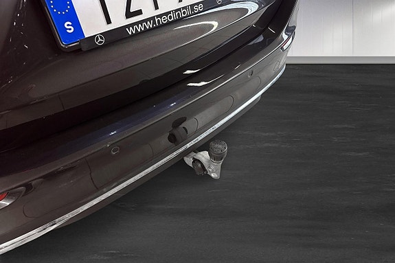 Mercedes-Benz C300 e 16 of 16