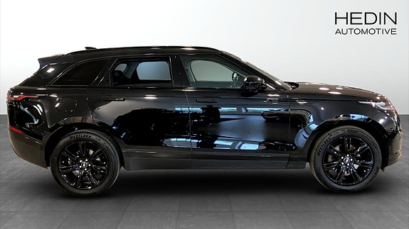 Land Rover Range Rover Velar 6 of 9