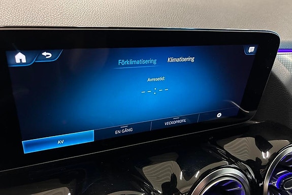 Mercedes-Benz EQA250 17 of 17
