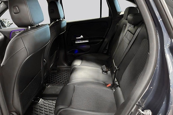Mercedes-Benz EQA250 9 of 17