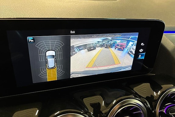 Mercedes-Benz EQA250 16 of 17