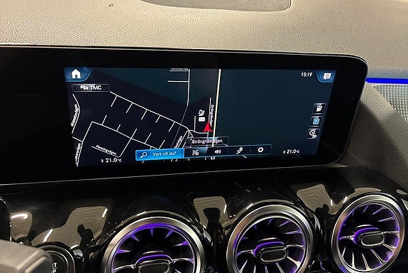 Mercedes-Benz EQA250 11 of 17