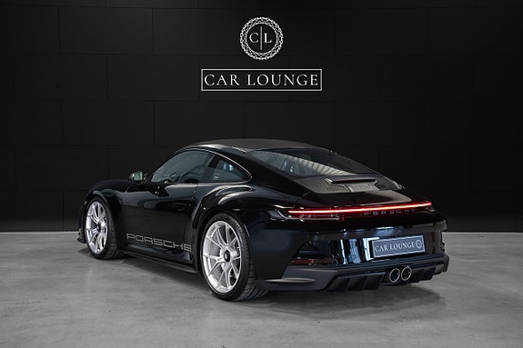 Porsche 911 GT3 5 of 29