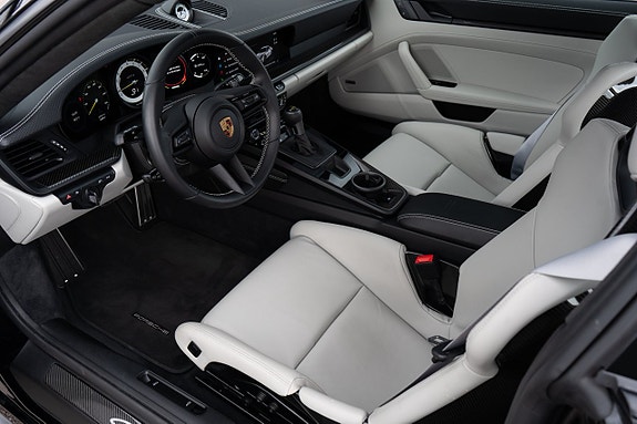Porsche 911 GT3 23 of 29