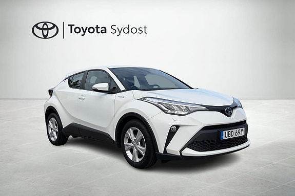 Toyota C-HR 19 of 21