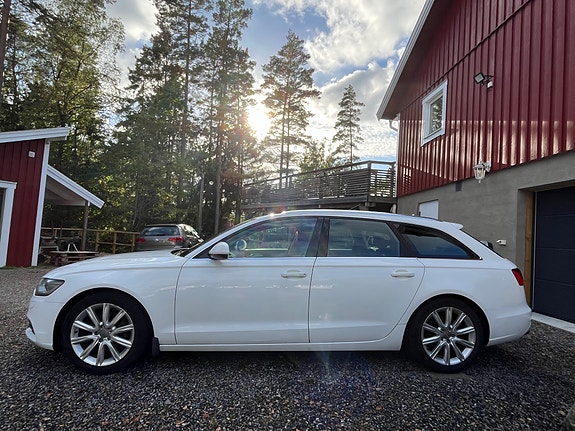 Audi A6 2 of 7