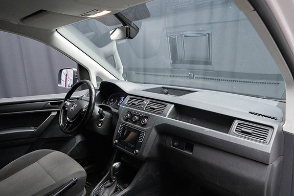 Volkswagen Caddy Maxi 13 of 17