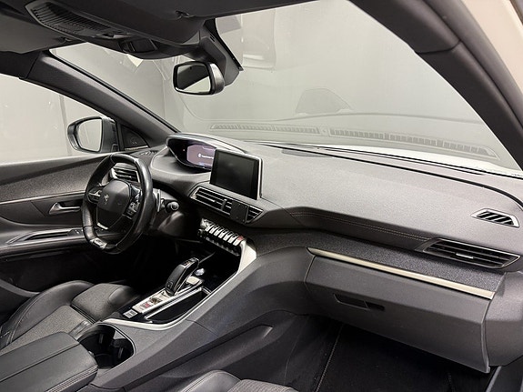 Peugeot 5008 11 of 14