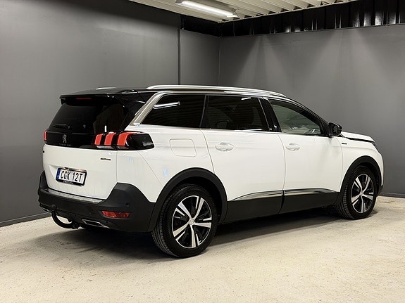 Peugeot 5008 4 of 14