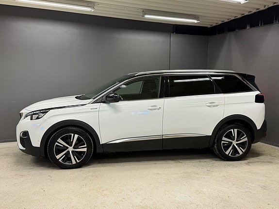 Peugeot 5008 3 of 14