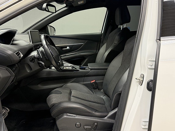Peugeot 5008 7 of 14