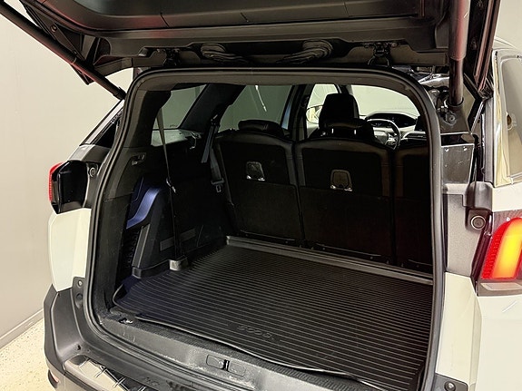 Peugeot 5008 14 of 14