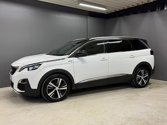 Peugeot 5008 2 of 14