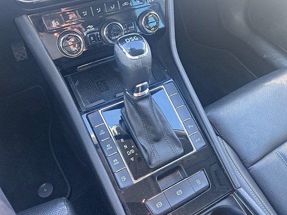 Skoda Superb 12 of 24