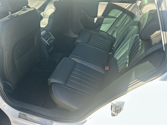 Skoda Superb 9 of 24