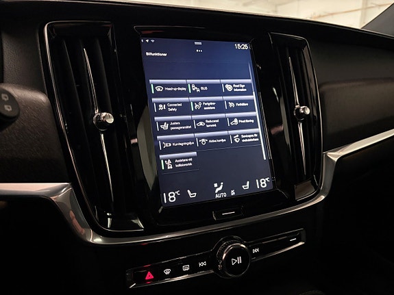 Volvo V90 Cross Country 14 of 22