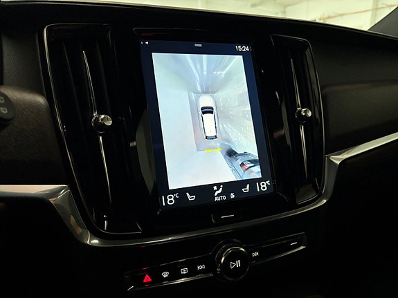 Volvo V90 Cross Country 12 of 22